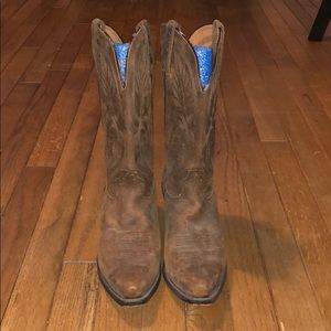 BRAND NEW cowboy boots